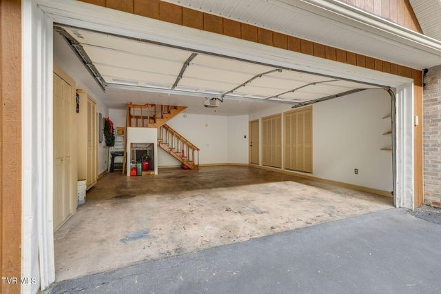 23075 Montego Bay Road, Abingdon, VA 24211