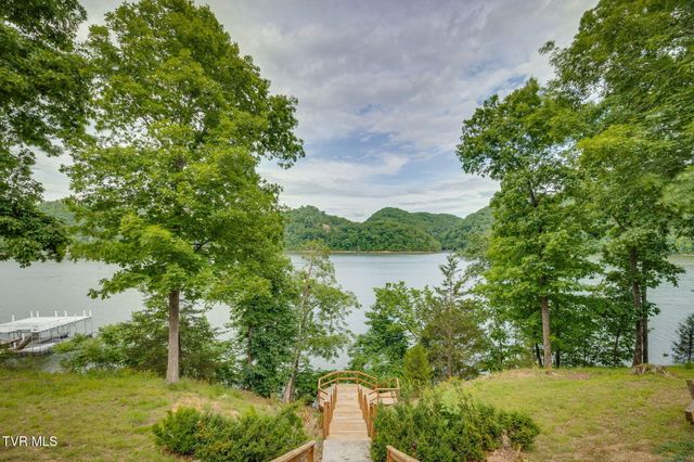 23075 Montego Bay Road, Abingdon, VA 24211