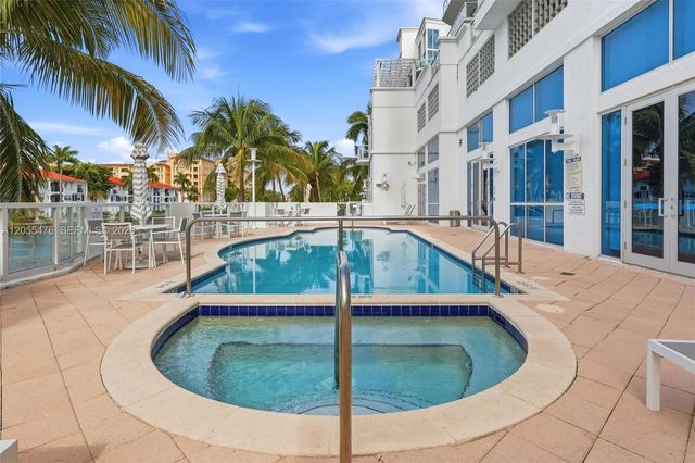 3030 NE 188th Street 509, Aventura, FL 33180
