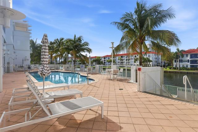 3030 NE 188th Street 509, Aventura, FL 33180