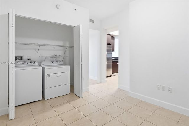 3030 NE 188th Street 509, Aventura, FL 33180
