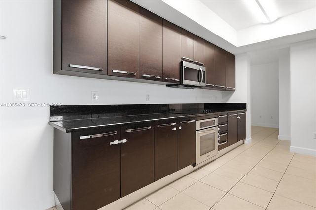 3030 NE 188th Street 509, Aventura, FL 33180