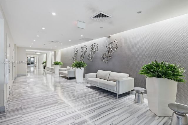 3030 NE 188th Street 509, Aventura, FL 33180