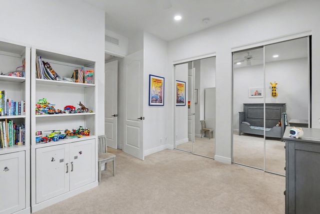 4531 Artesa Way S, Palm Beach Gardens, FL 33418