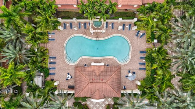 4531 Artesa Way S, Palm Beach Gardens, FL 33418