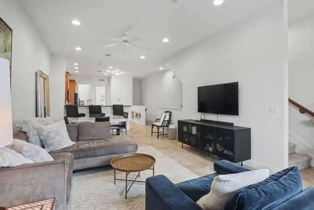 4531 Artesa Way S, Palm Beach Gardens, FL 33418