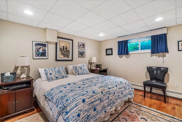 3850 Hillcrest Avenue, Douglaston, NY 11363