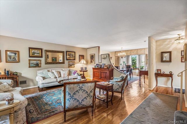 3850 Hillcrest Avenue, Douglaston, NY 11363
