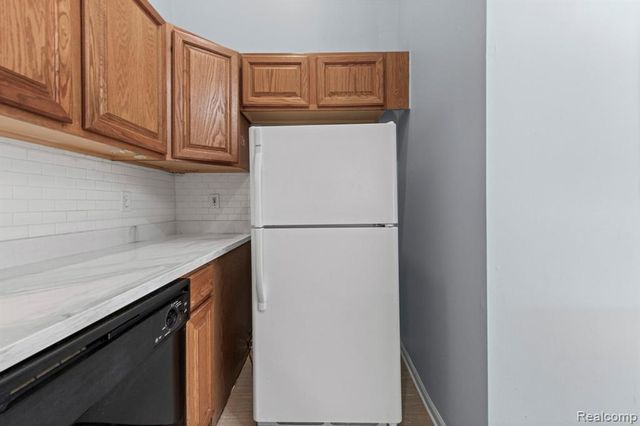 23362 Stromp Court, Trenton, MI 48183