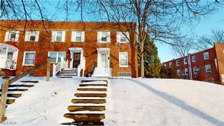 20623 Randolph Pky, Highland Hills, OH 44122