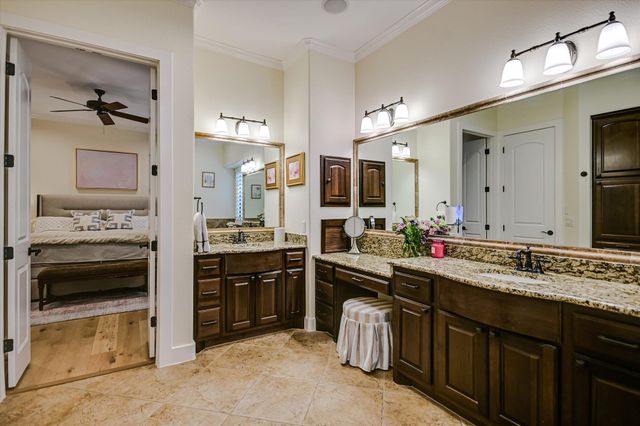 1036 Liberty Park DR 50, Austin, TX 78746