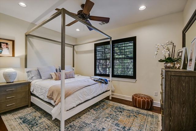 1036 Liberty Park DR 50, Austin, TX 78746