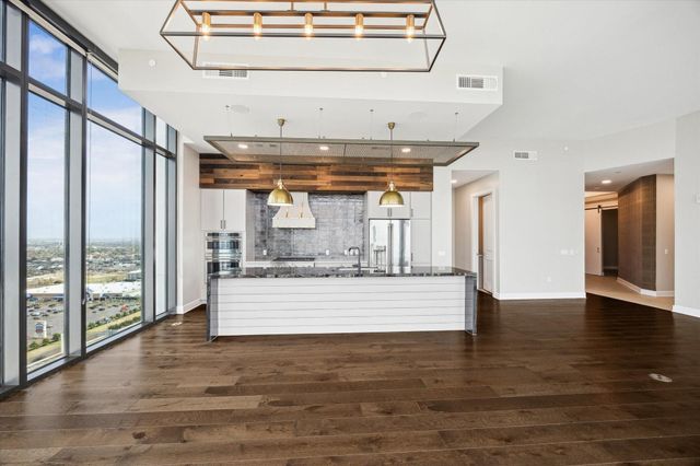 9757 Katy Freeway 2508, Houston, TX 77024