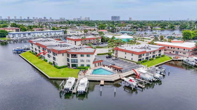 313 LAKE Circle 311, North Palm Beach, FL 33408