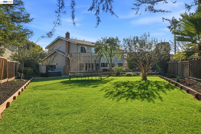 4823 Pipit Court, Pleasanton, CA 94566