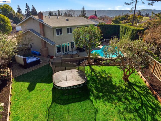 4823 Pipit Court, Pleasanton, CA 94566