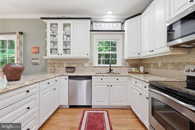 12585 CRICKET LN, Woodbridge, VA 22192