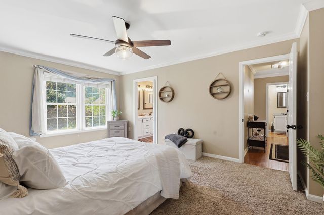 12585 CRICKET LN, Woodbridge, VA 22192