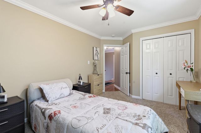 12585 CRICKET LN, Woodbridge, VA 22192