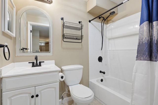 12585 CRICKET LN, Woodbridge, VA 22192