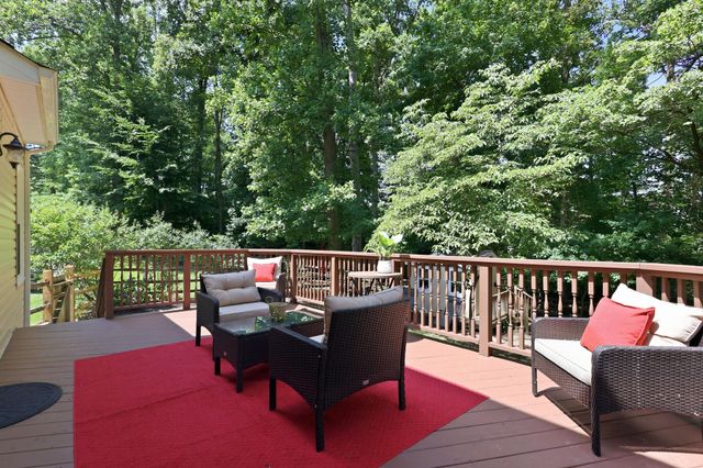 12585 CRICKET LN, Woodbridge, VA 22192