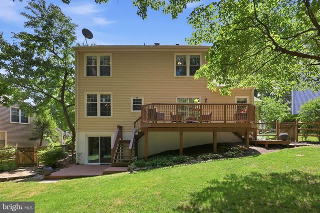 12585 CRICKET LN, Woodbridge, VA 22192