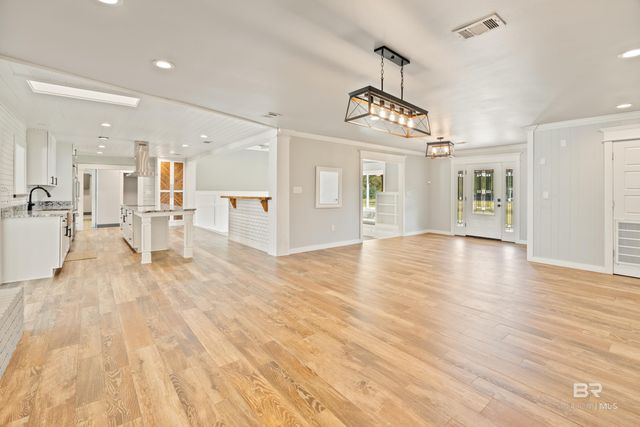 27475 County Road 20, Elberta, AL 36530