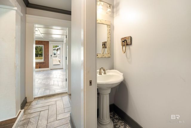 27475 County Road 20, Elberta, AL 36530