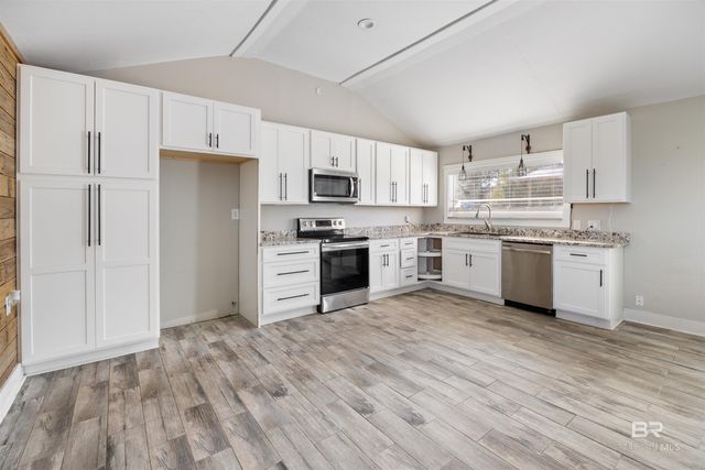 27475 County Road 20, Elberta, AL 36530