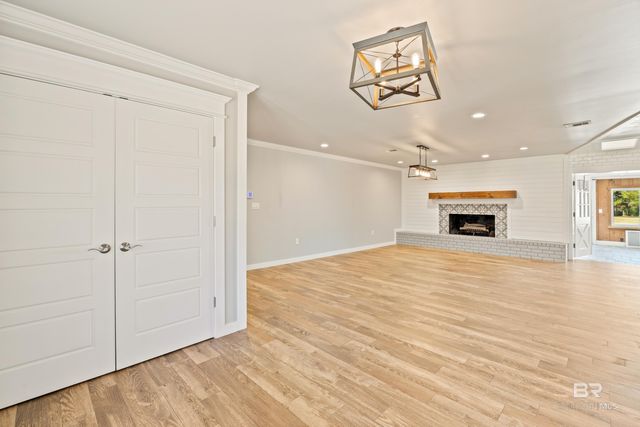 27475 County Road 20, Elberta, AL 36530