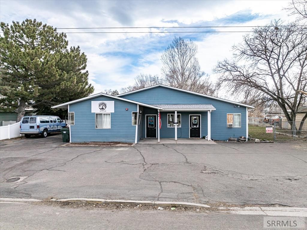 Image 1 of property listing at 844 Mckinley Avenue, Pocatello, ID 83201