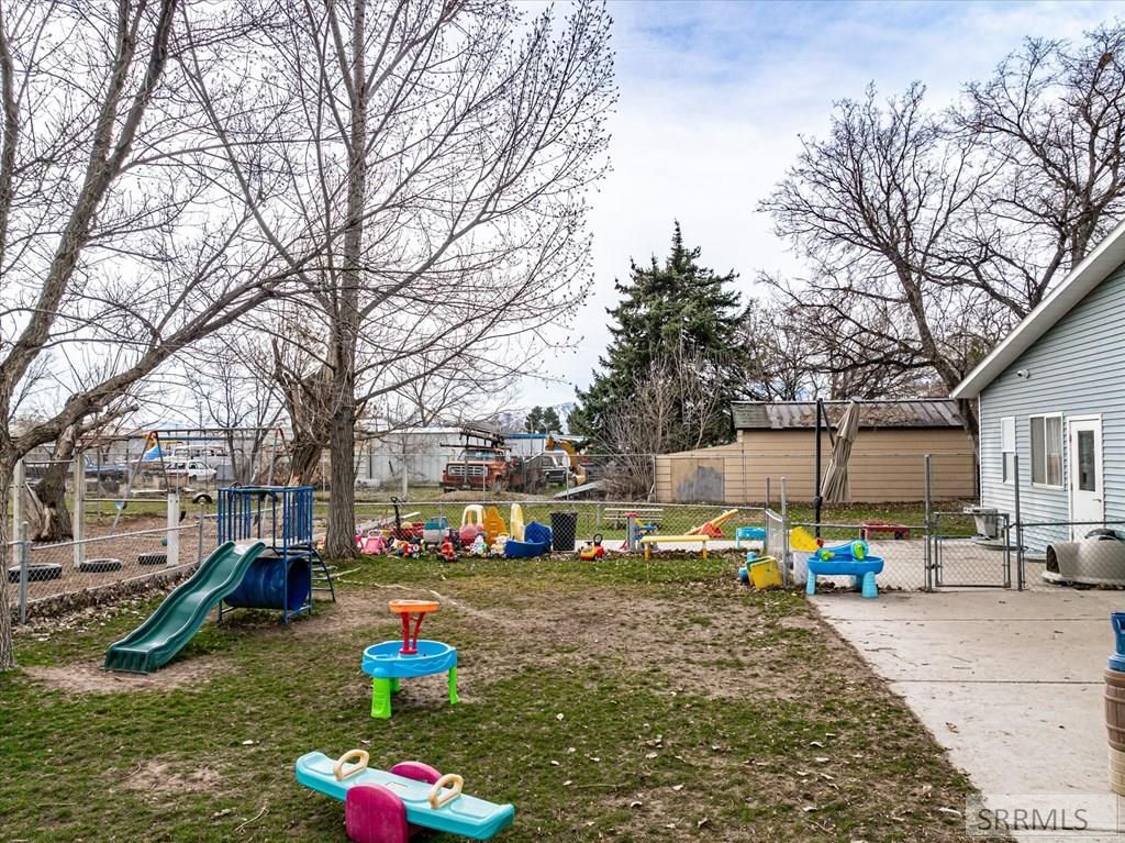 Image 14 of property listing at 844 Mckinley Avenue, Pocatello, ID 83201