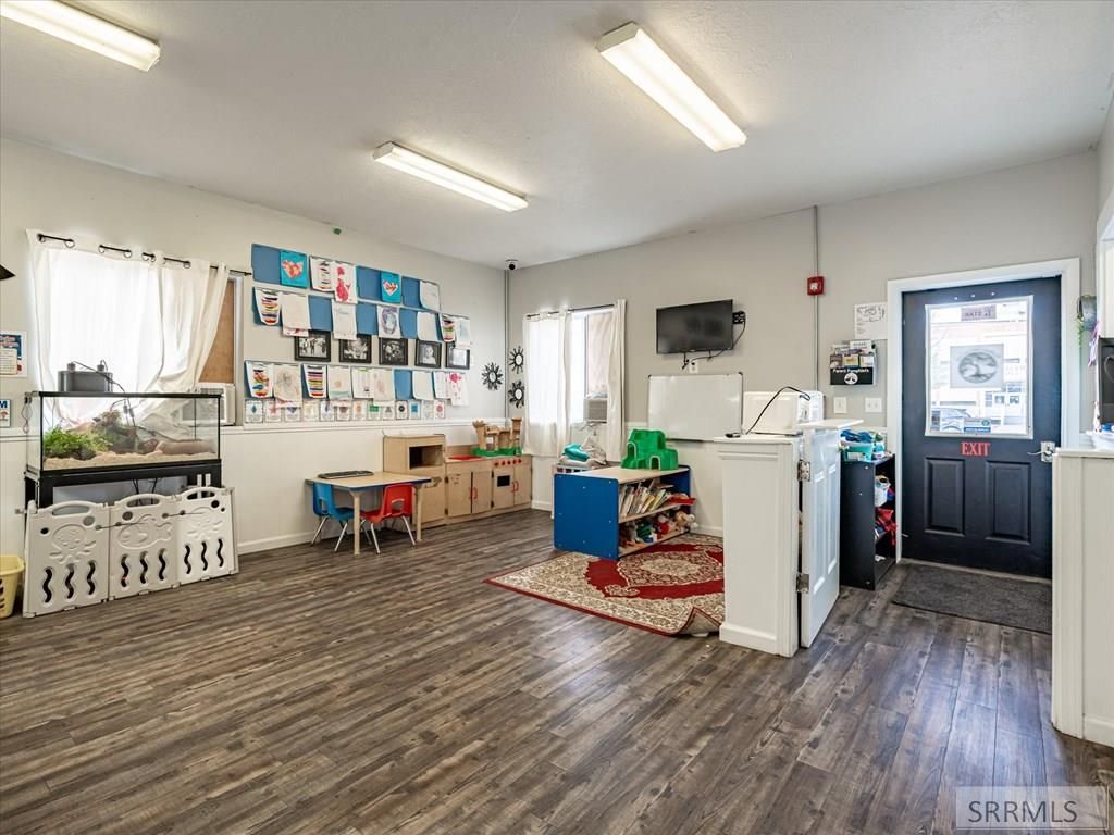 Image 18 of property listing at 844 Mckinley Avenue, Pocatello, ID 83201