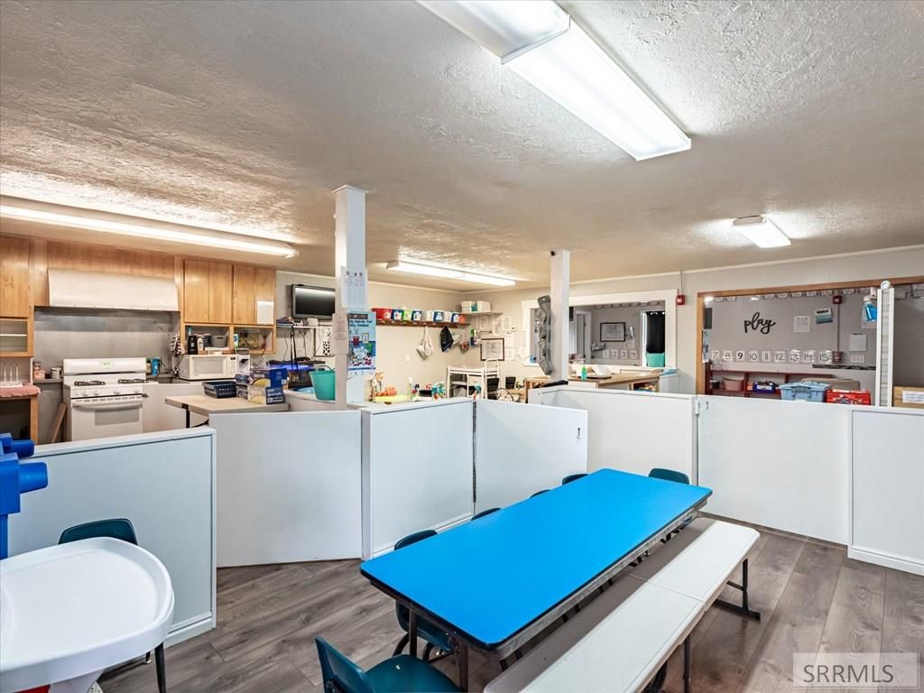 Image 28 of property listing at 844 Mckinley Avenue, Pocatello, ID 83201