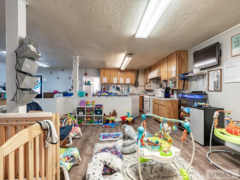 Image 32 of property listing at 844 Mckinley Avenue, Pocatello, ID 83201