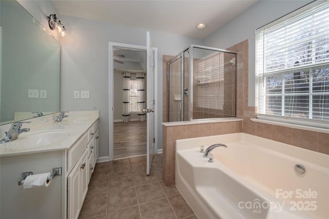 1006 Canopy Drive, Indian Trail, NC 28079