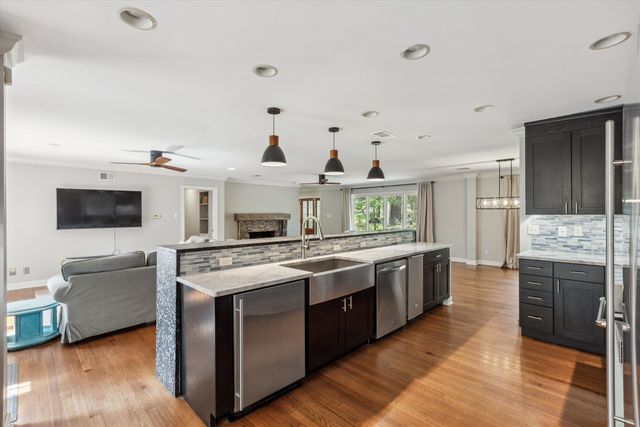 356 WARING RD, Memphis, TN 38117