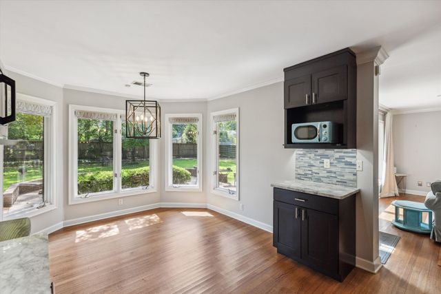 356 WARING RD, Memphis, TN 38117