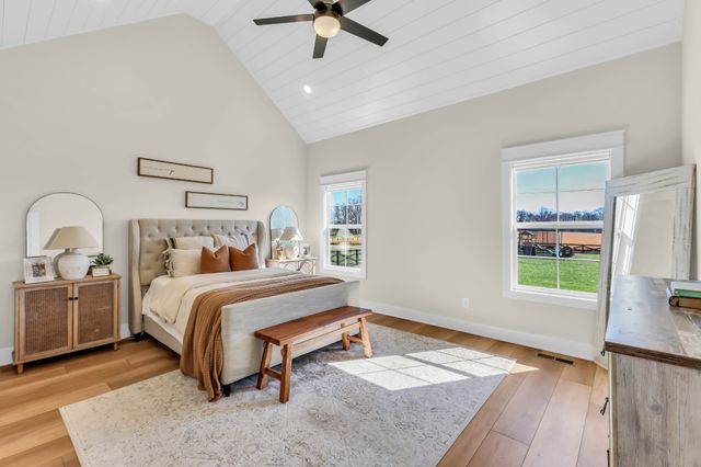 733 Jackson Rd, Portland, TN 37148