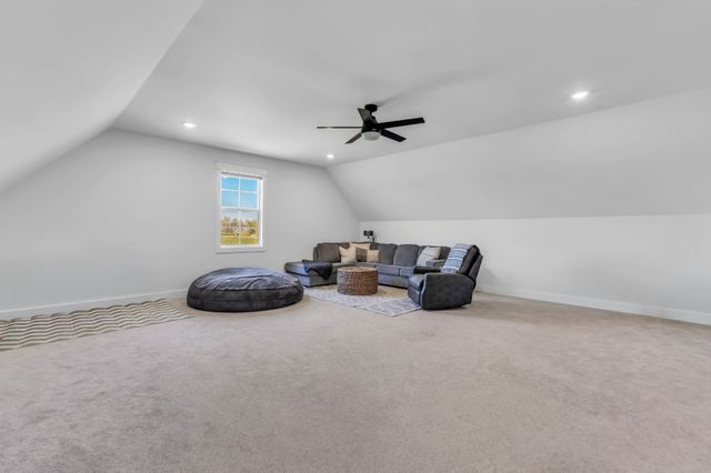 733 Jackson Rd, Portland, TN 37148