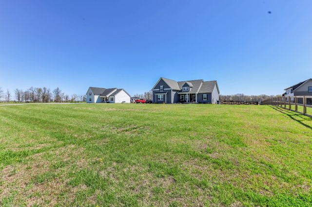 733 Jackson Rd, Portland, TN 37148