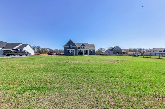 733 Jackson Rd, Portland, TN 37148