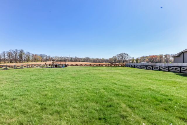 733 Jackson Rd, Portland, TN 37148