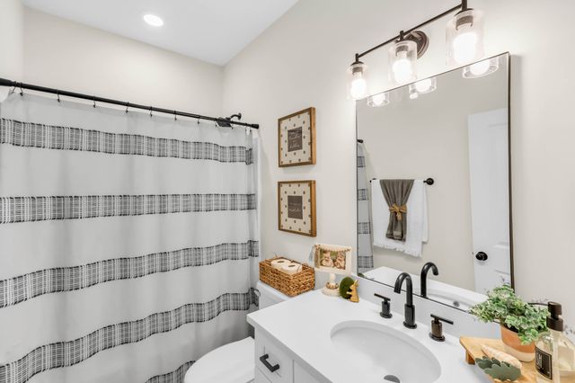 733 Jackson Rd, Portland, TN 37148