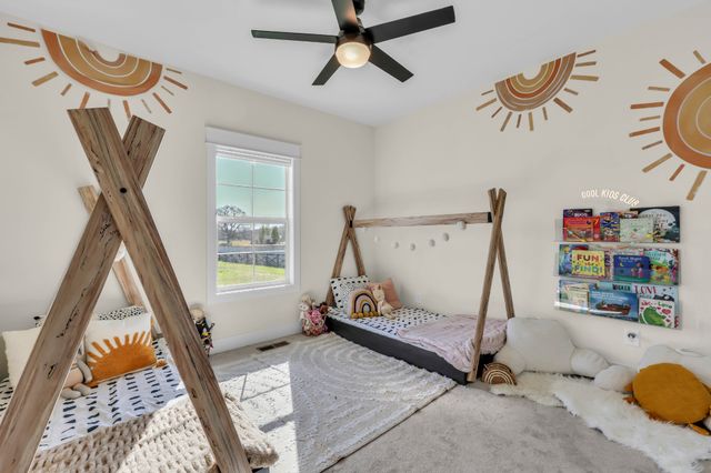733 Jackson Rd, Portland, TN 37148