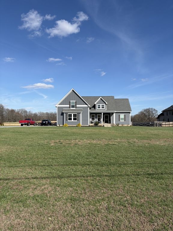 733 Jackson Rd, Portland, TN 37148