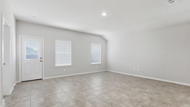 2221 WHITE BUFFALO Way, Fort Worth, TX 76036