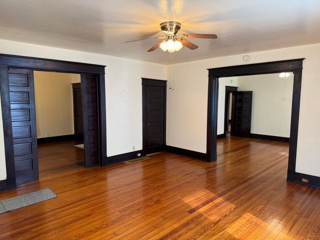 672 Higgins Avenue, Paris, KY 40361