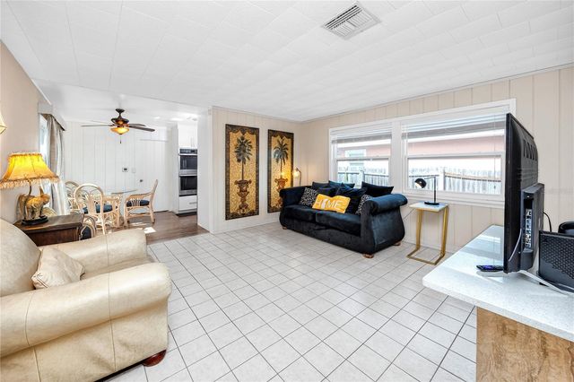 6210 4TH AVENUE S, St Petersburg, FL 33707