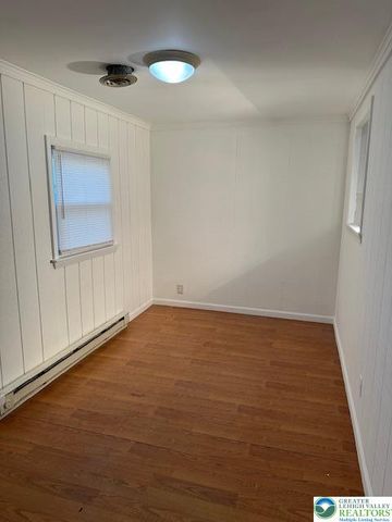 2731 Diane Boulevard, Hanover Twp, PA 18109